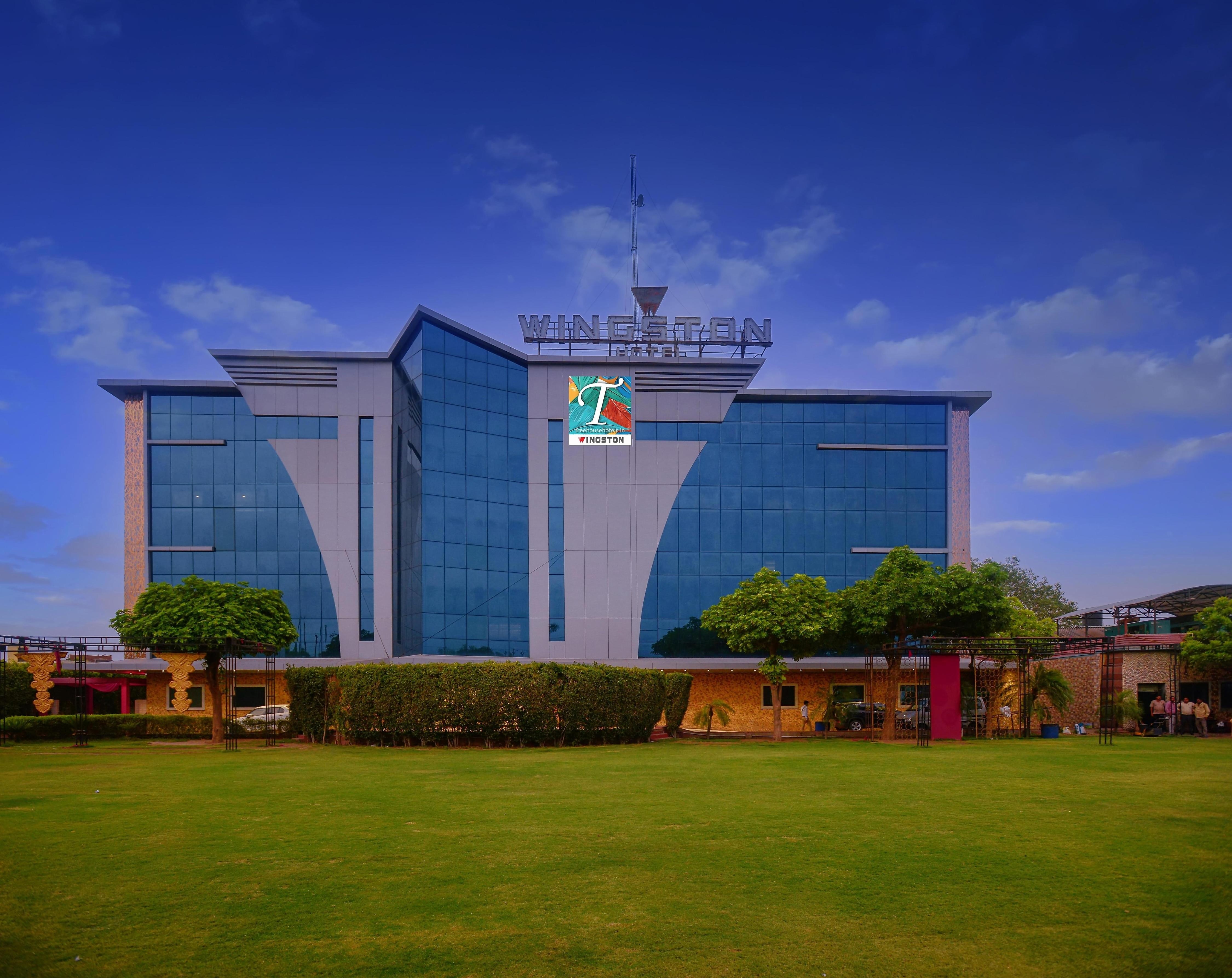WINGSTON A TREEHOUSE HOTEL MATHURA